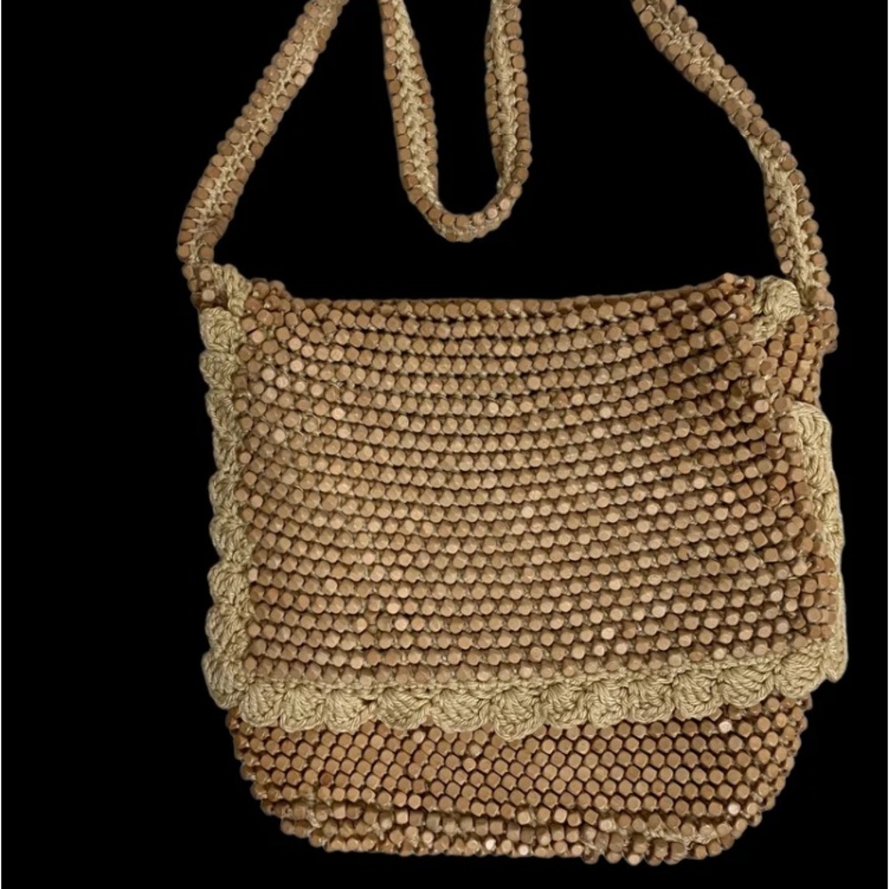 Wooden bead knitted medium shoulder bag
